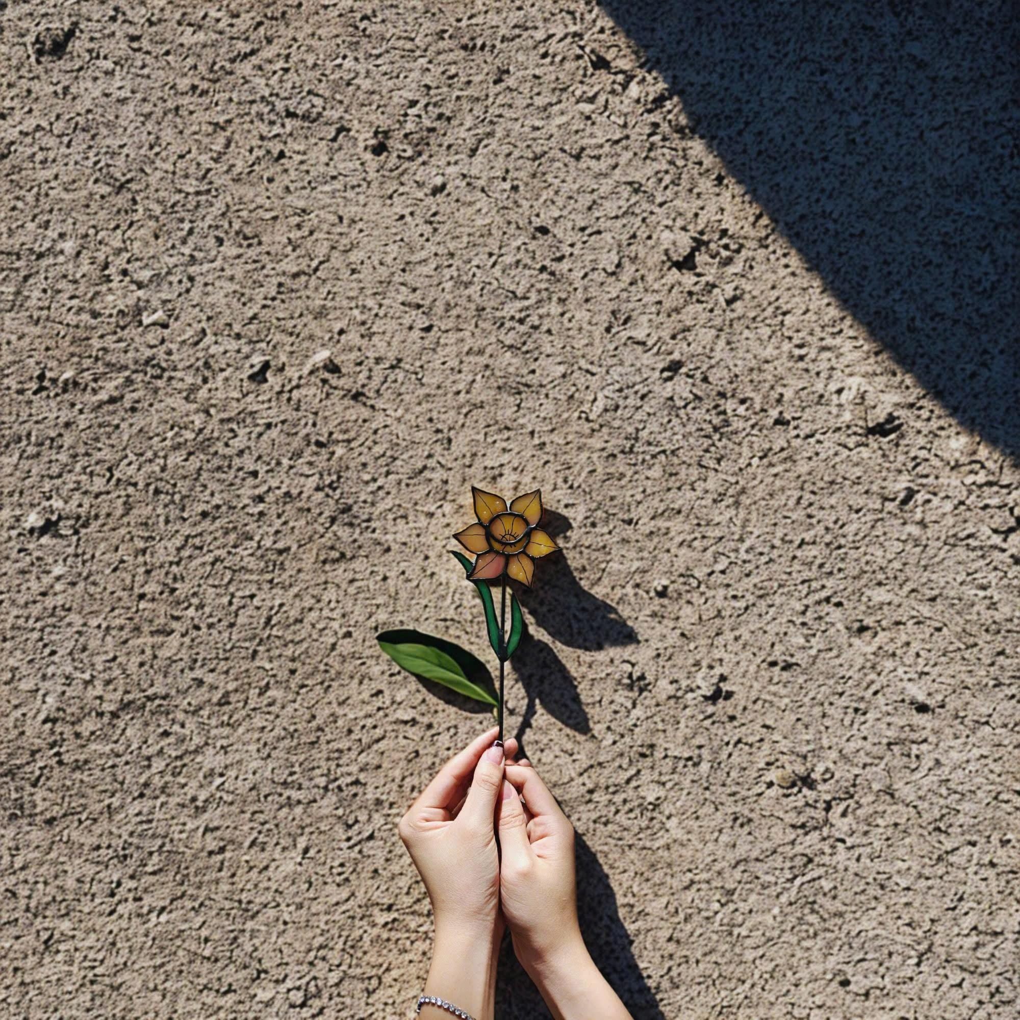 Stained Glass Daffodil – Handmade Floral Table Art Sculpture