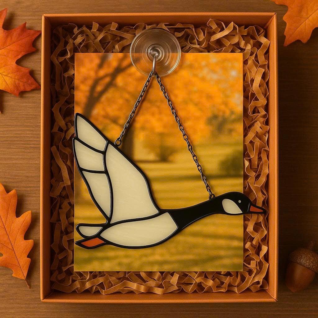 Cardinal Stained Glass Suncatcher – Handmade Bird Window Hanging, Gift for Mom/Her, Christmas, Housewarming, Home Decor, Wall Decor, Holiday