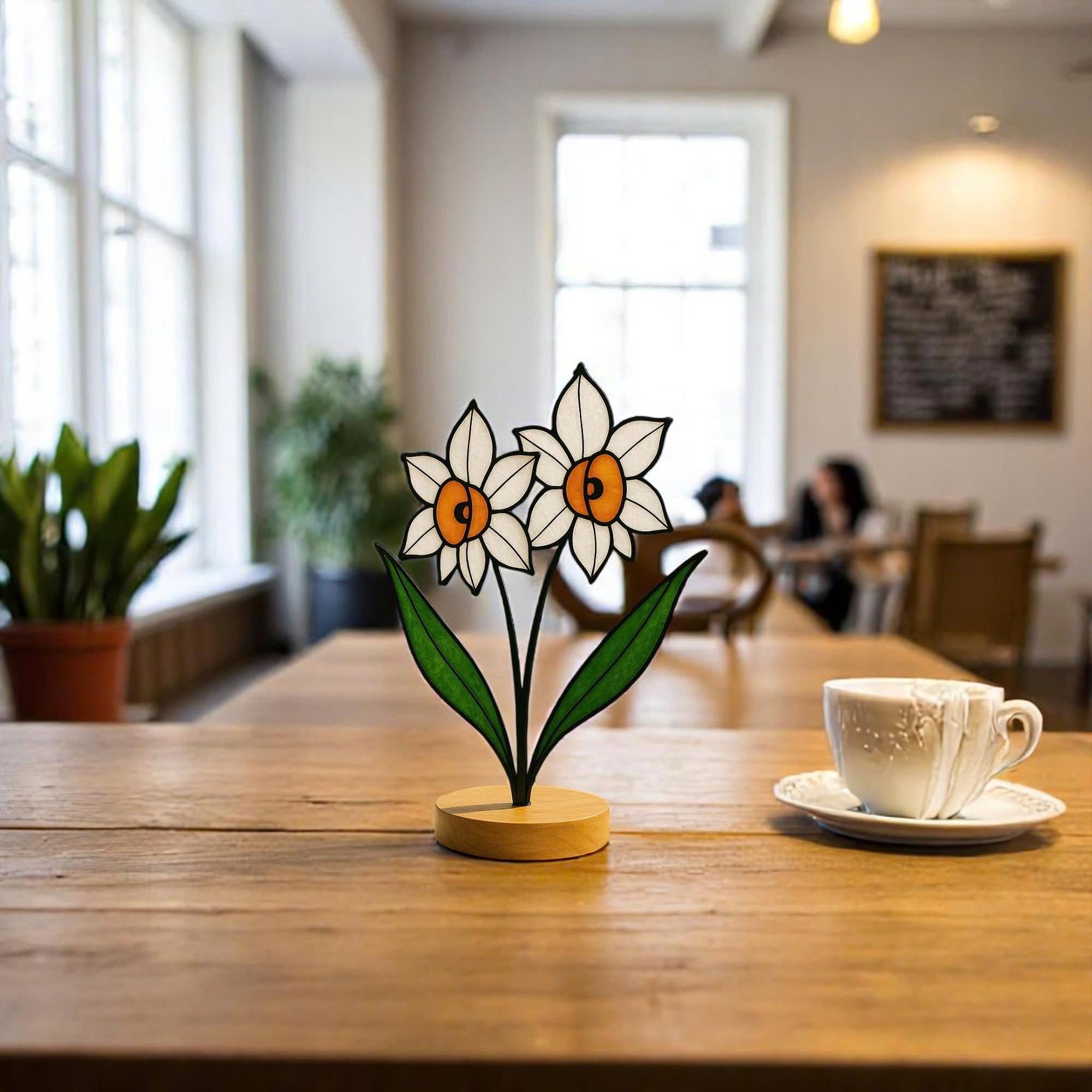 Stained Glass Narcissus Flower – Handmade December Birth Flower Suncatcher