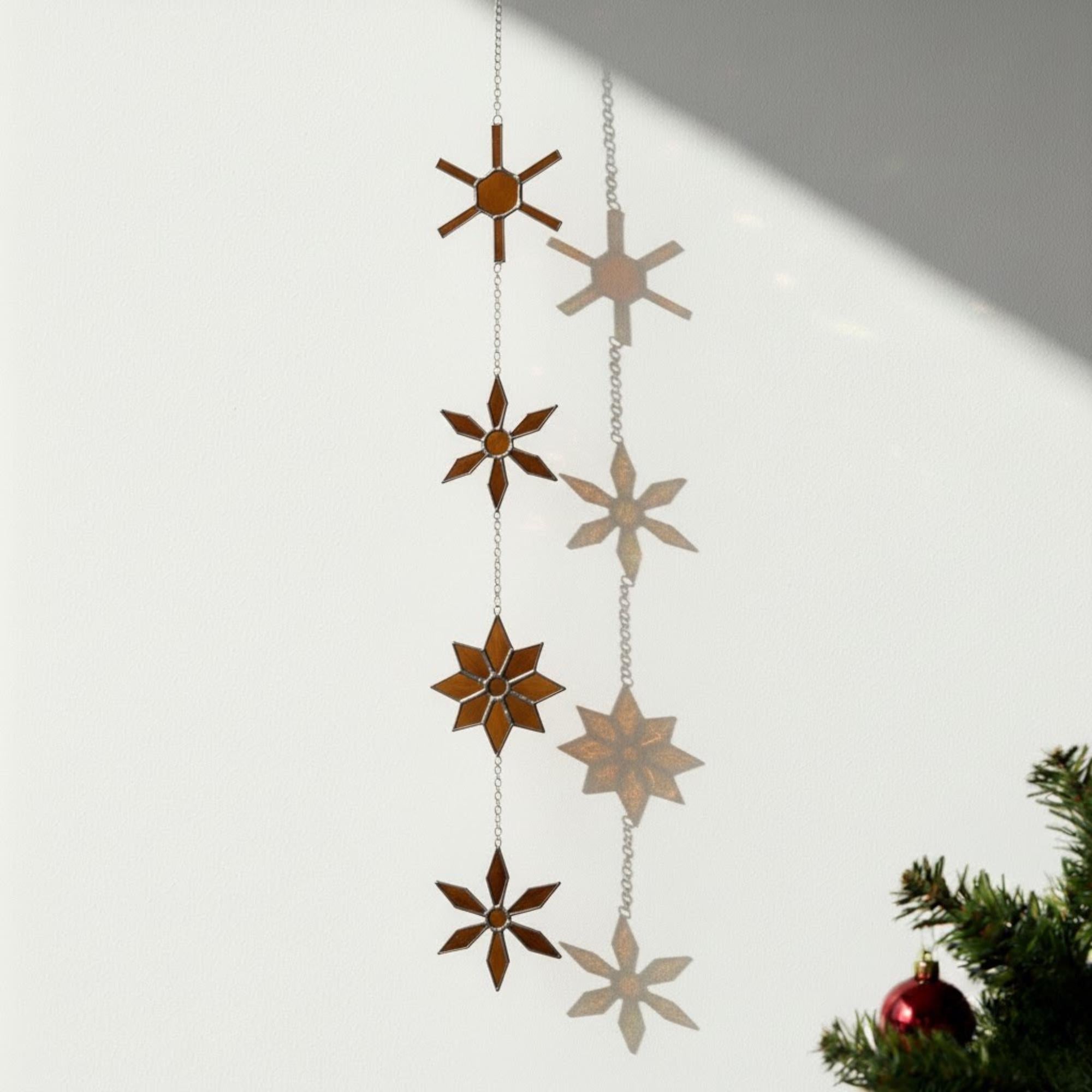 Snowflake Stained Glass Suncatcher – Christmas Star Ornament, Handmade Winter Decor, Stained Glass Wall Hanging, Holiday Gift
