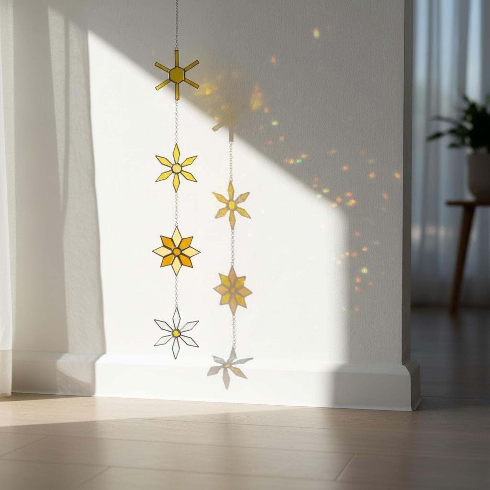 Snowflake Stained Glass Suncatcher – Christmas Star Ornament, Handmade Winter Decor, Stained Glass Wall Hanging, Holiday Gift