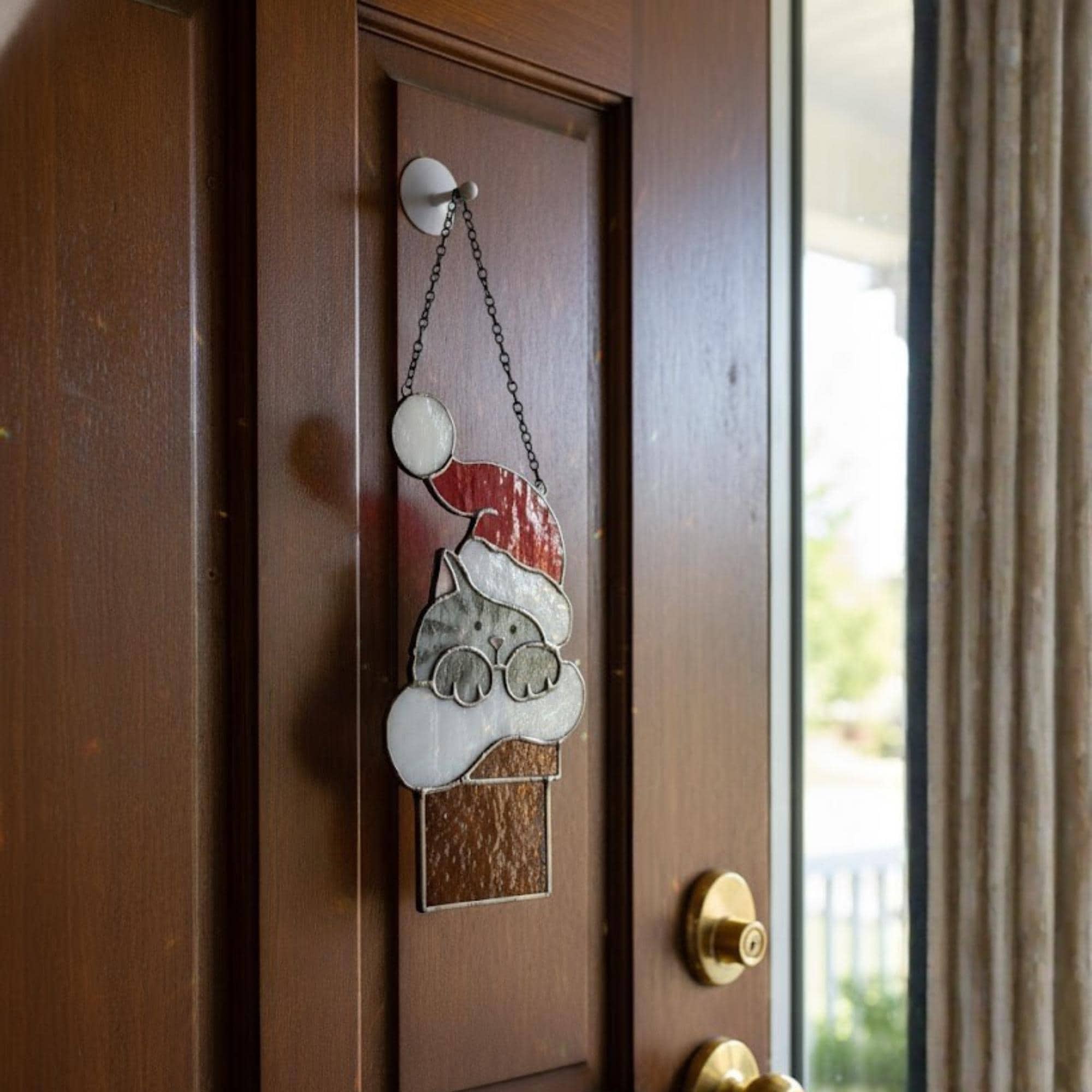 Stained glass cat ornament size guide, handmade Christmas cat suncatcher approx 5.9 inch wide perfect holiday window decor