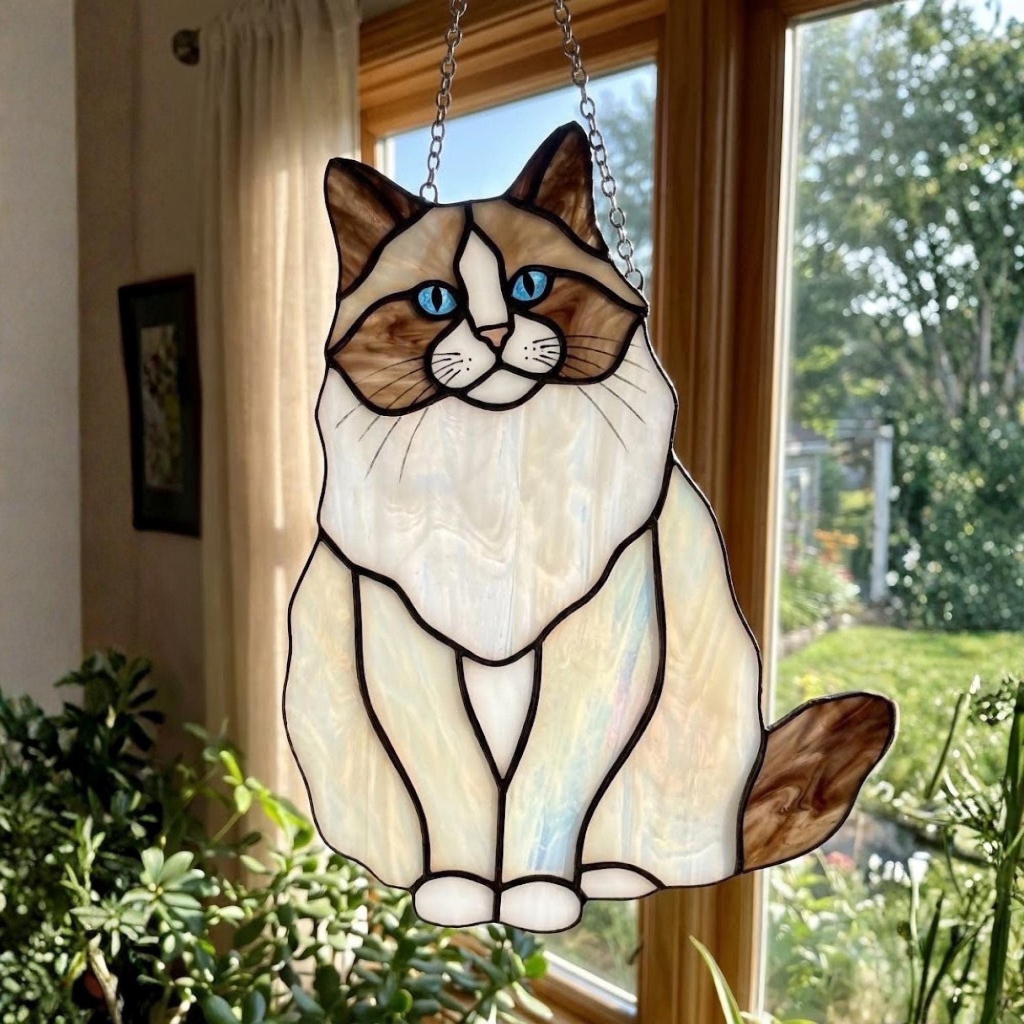 Stained Glass Ragdoll Cat Suncatcher with Wood Stand | Blue Eyes Siamese Cat Memorial Gift | Pet Loss Sympathy Gift for Mom | Desk Decor