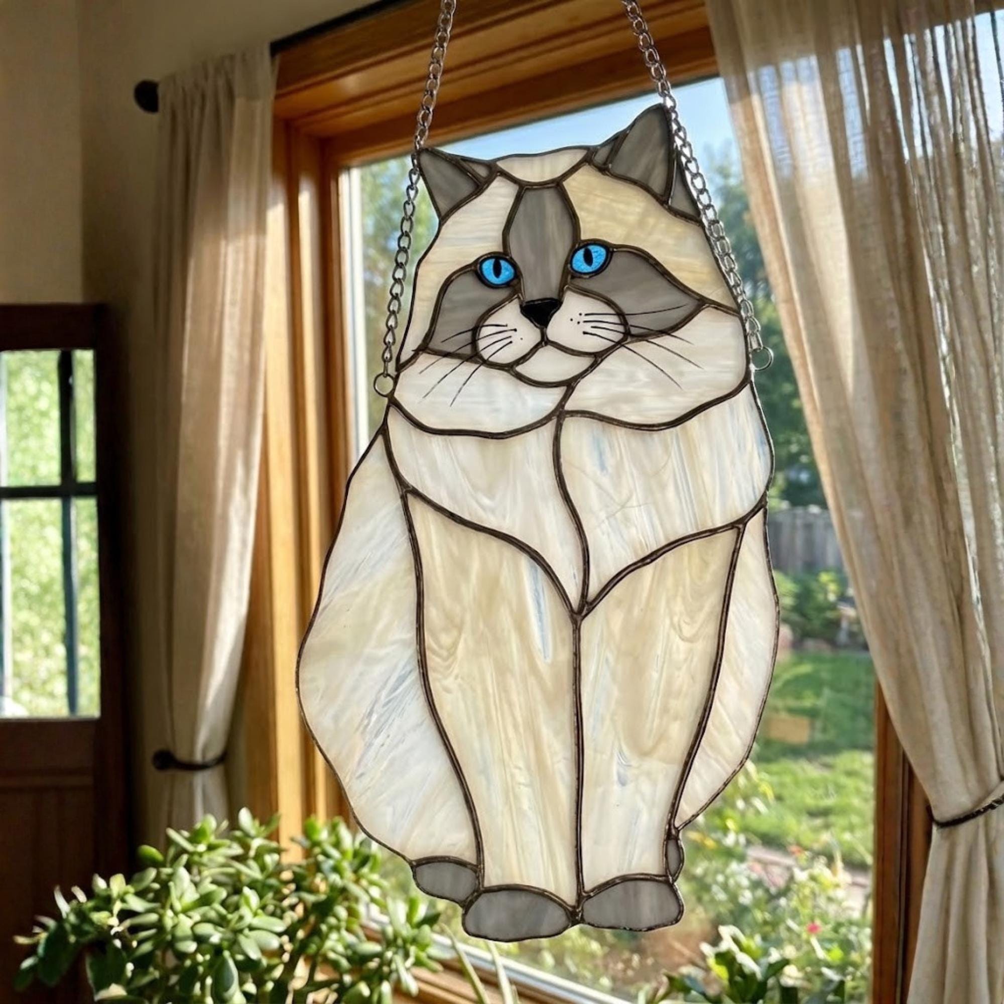 Stained Glass Ragdoll Cat Suncatcher with Wood Stand | Blue Eyes Siamese Cat Memorial Gift | Pet Loss Sympathy Gift for Mom | Desk Decor