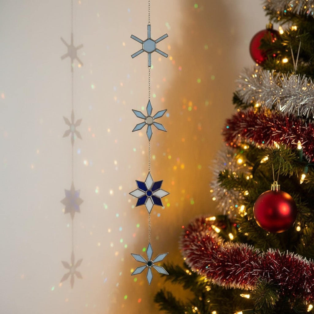 Snowflake Stained Glass Suncatcher – Christmas Star Ornament, Handmade Winter Decor, Stained Glass Wall Hanging, Holiday Gift