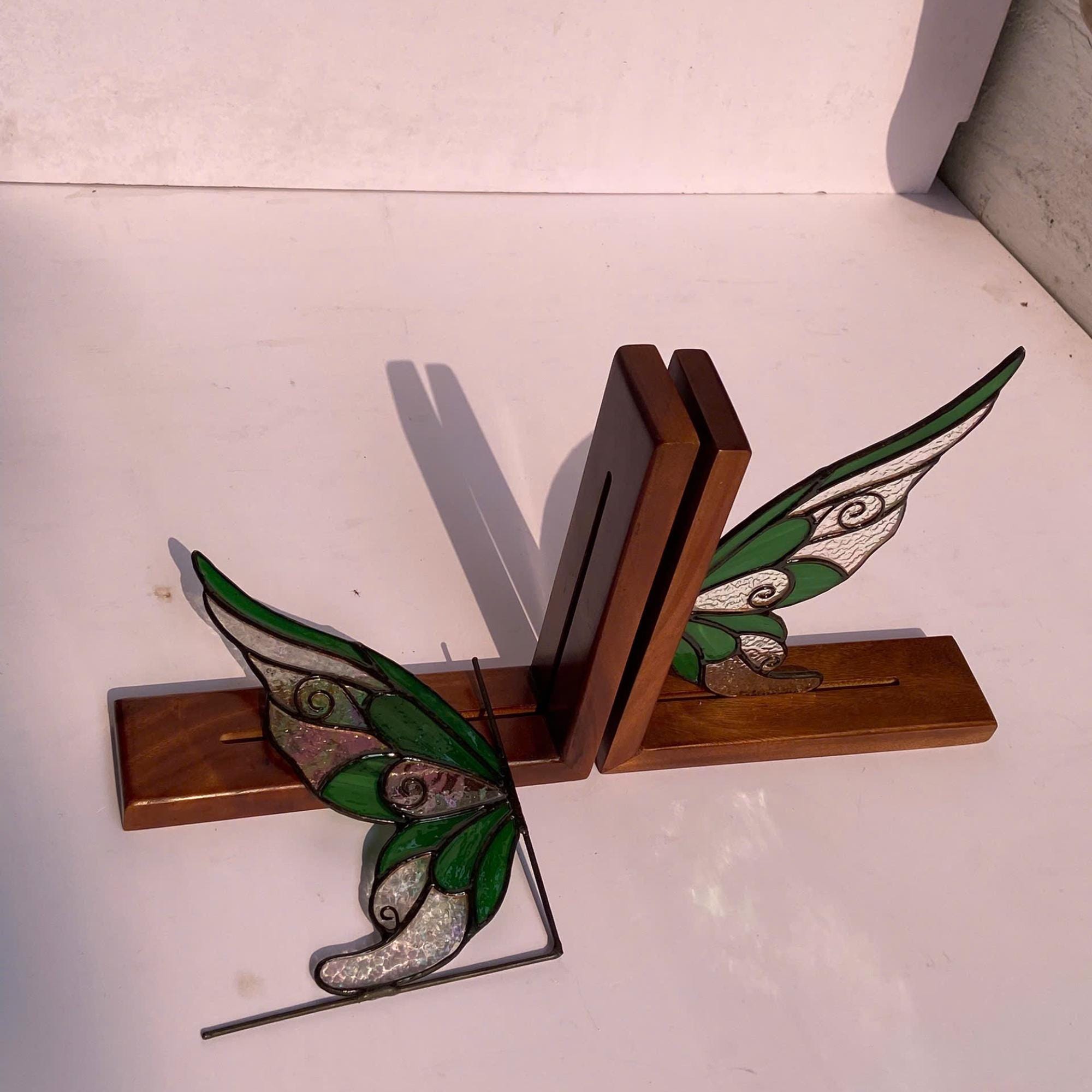 Stained Glass Fairy Wing Bookends Fairycore Room Decor Fantasy Book Lover Gift Green Woodland Elf Shelf Decor Magical Wood Base