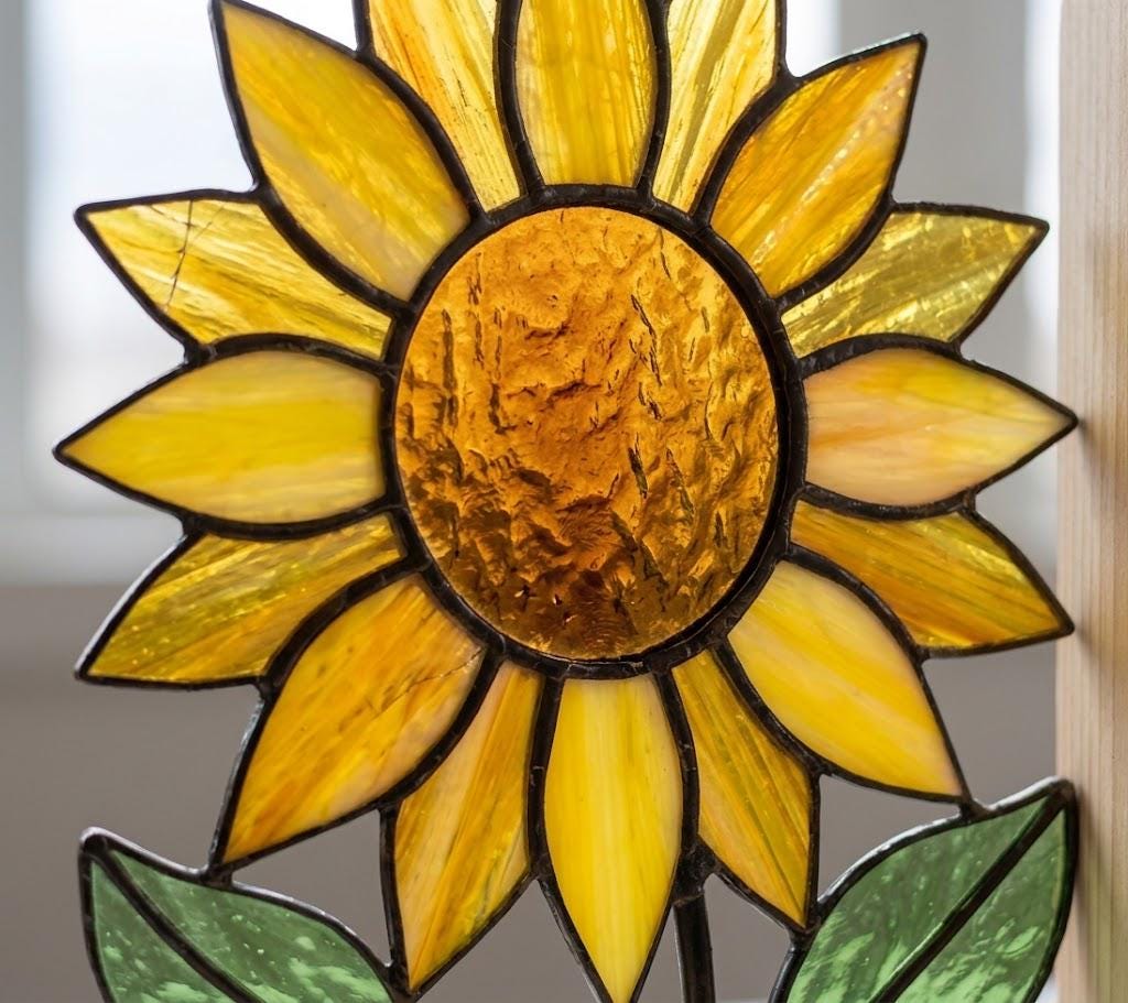 Stained Glass Sunflower Bookends, Wooden Floral Book Stand, Spring Room Decor, Mothers Day Gift for Book Lover, Teacher Appreciation