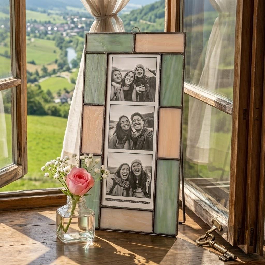 Stained Glass Photo Frame, Personalized Mother's Day Gift, Custom Tiffany Picture Frame 4x6 5x7, Anniversary Gift for Her, Boho Home Decor