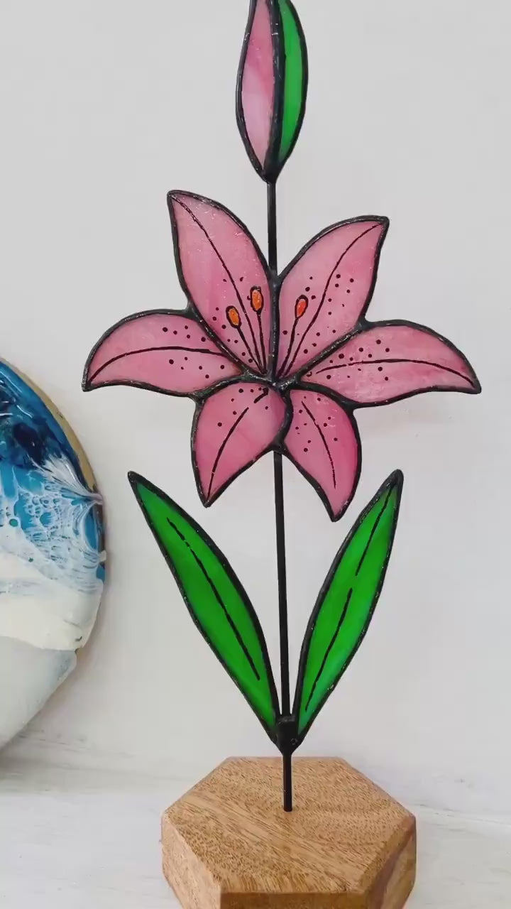 Personalized Stained Glass Birth Flowers Plant Stakes - Unique Mom Gift for Birthday, mothers day gift, Floral Suncatcher Art Decor, bouquet